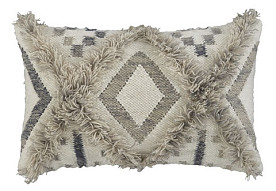 Liviah - Natural Pillows